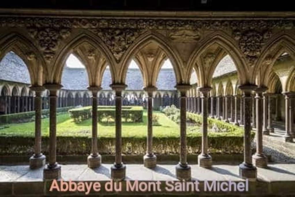 Maison Proche Du Mont Saint Michel ポントルソン エクステリア 写真