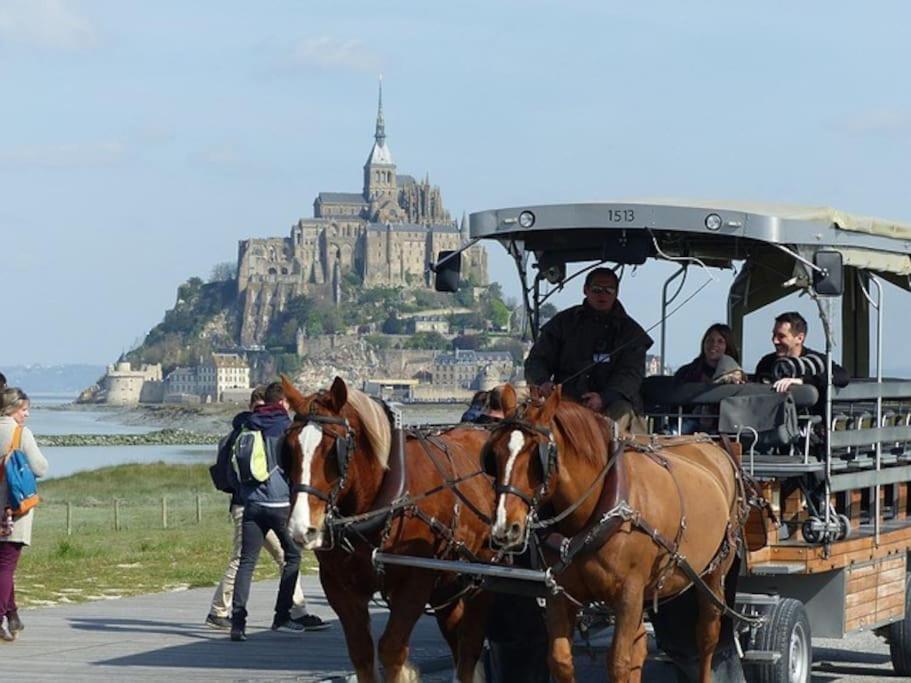 Maison Proche Du Mont Saint Michel ポントルソン エクステリア 写真